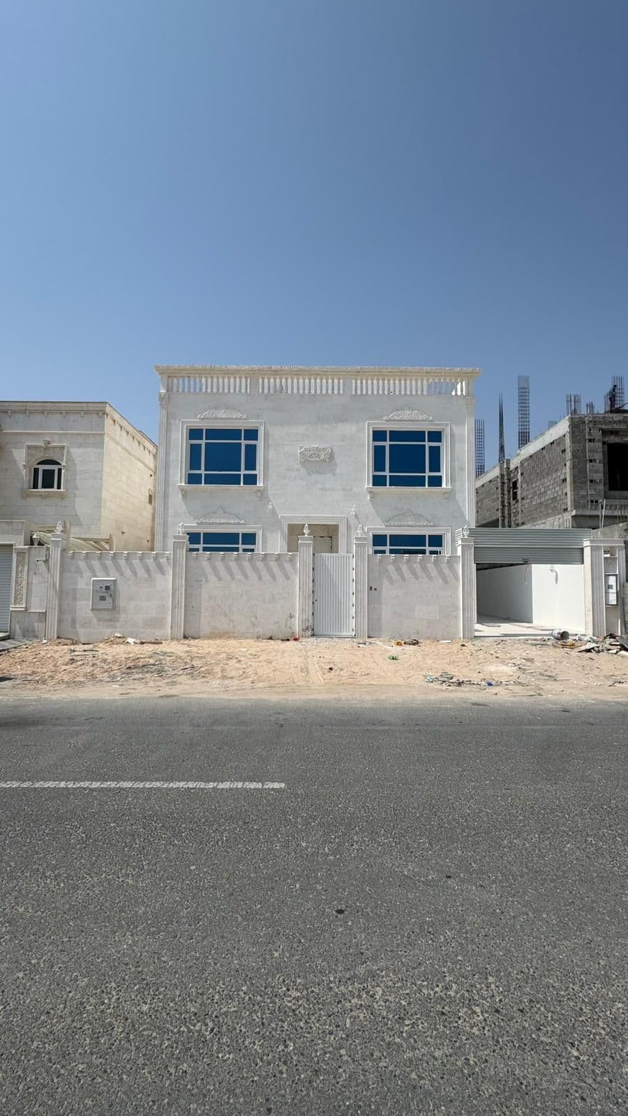 فيلا سكنية 7 غرف نوم للبيع في الوكرة