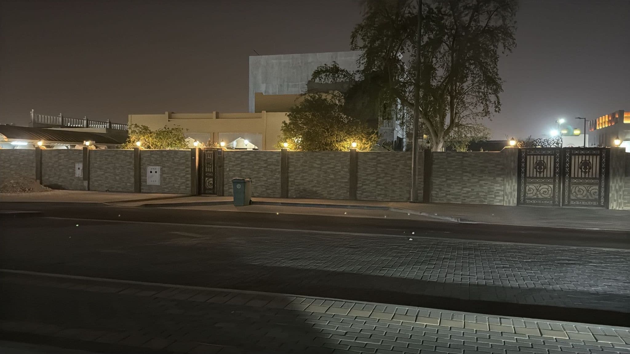 فيلا سكنية 6 غرف نوم للبيع في دحيل