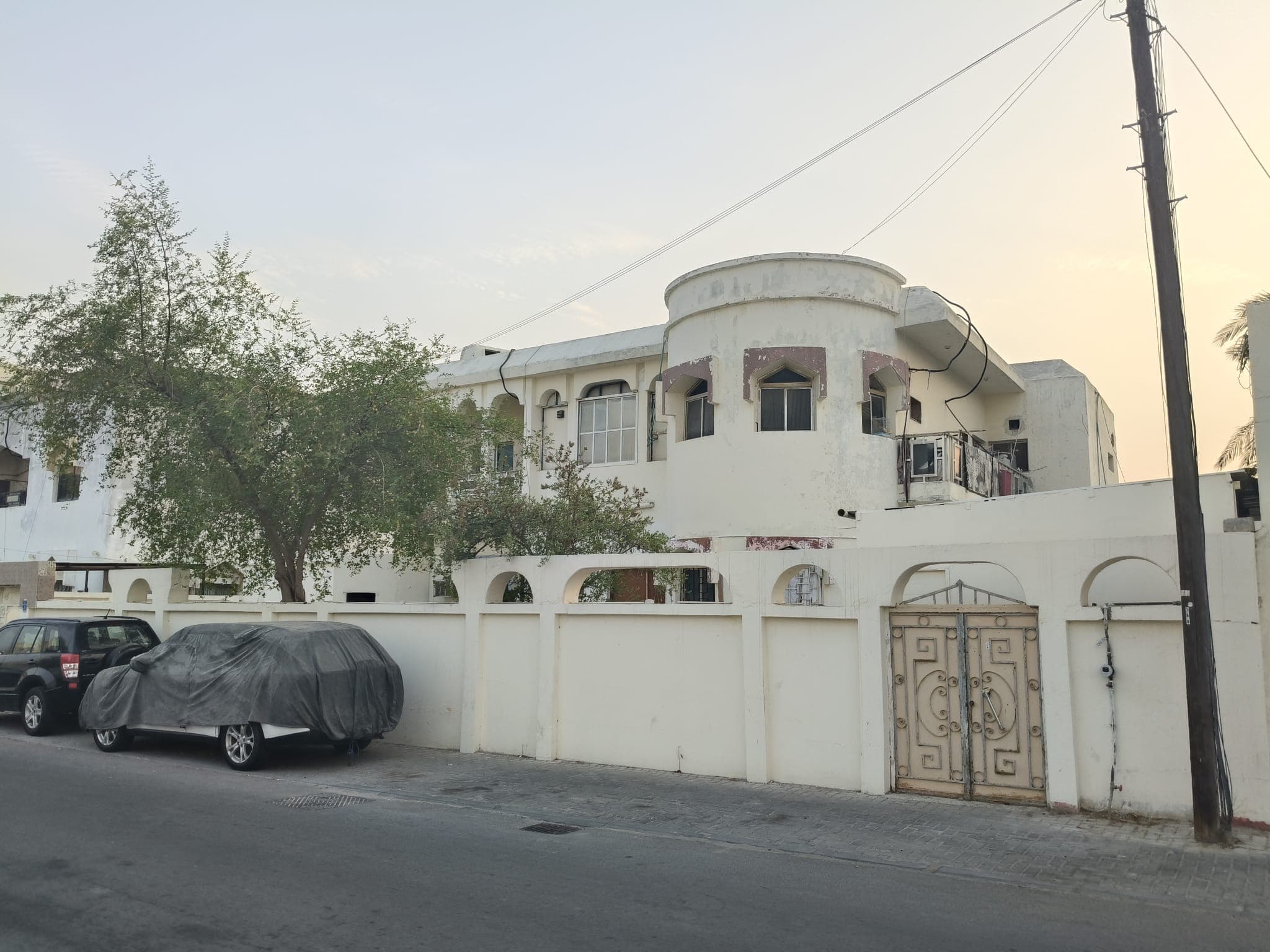 فيلا سكنية 8 غرف نوم للبيع في الوكرة