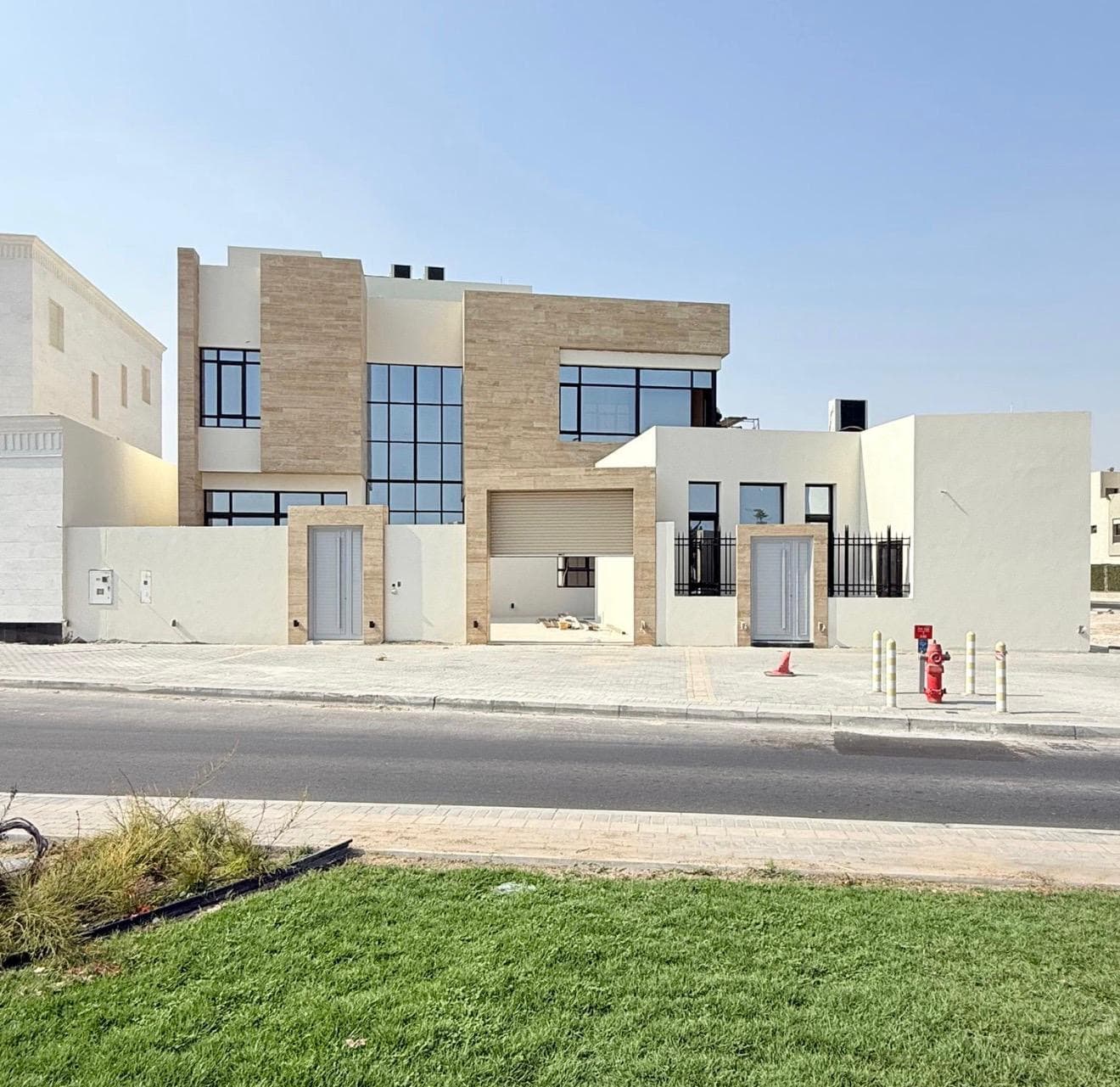 فيلا سكنية 8 غرف نوم للبيع في الوكير