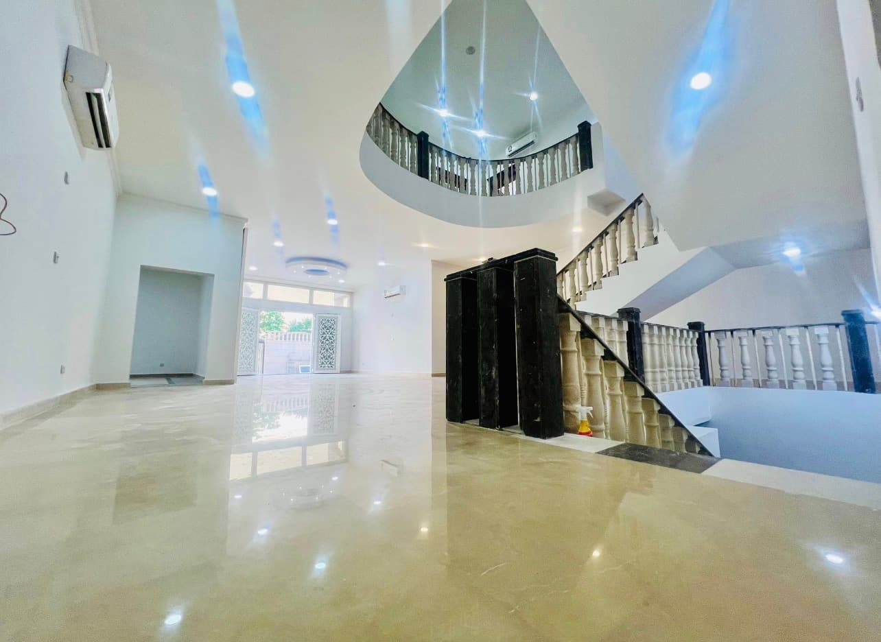 فيلا سكنية 8 غرف نوم للبيع في الخيسة 