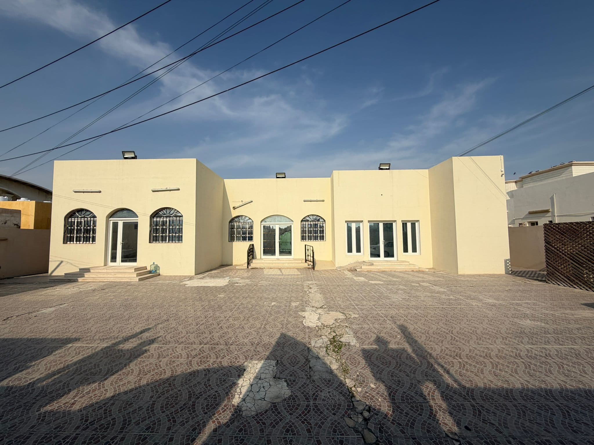 أرض سكنية للبيع في المعمورة