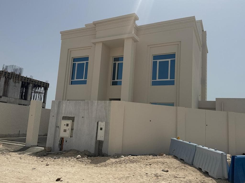 فيلا سكنية 6 غرف نوم للبيع في جريان جنيحات 