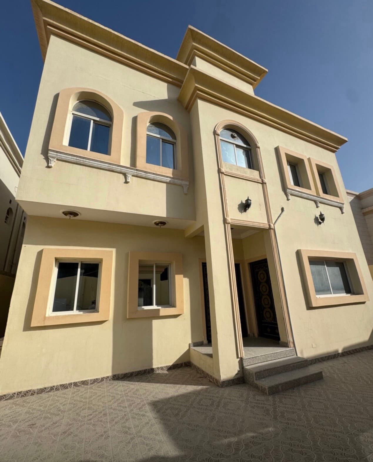 فيلا سكنية 6 غرف نوم للبيع