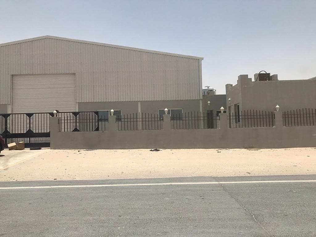 منشأة صناعية للبيع في مسيعيد