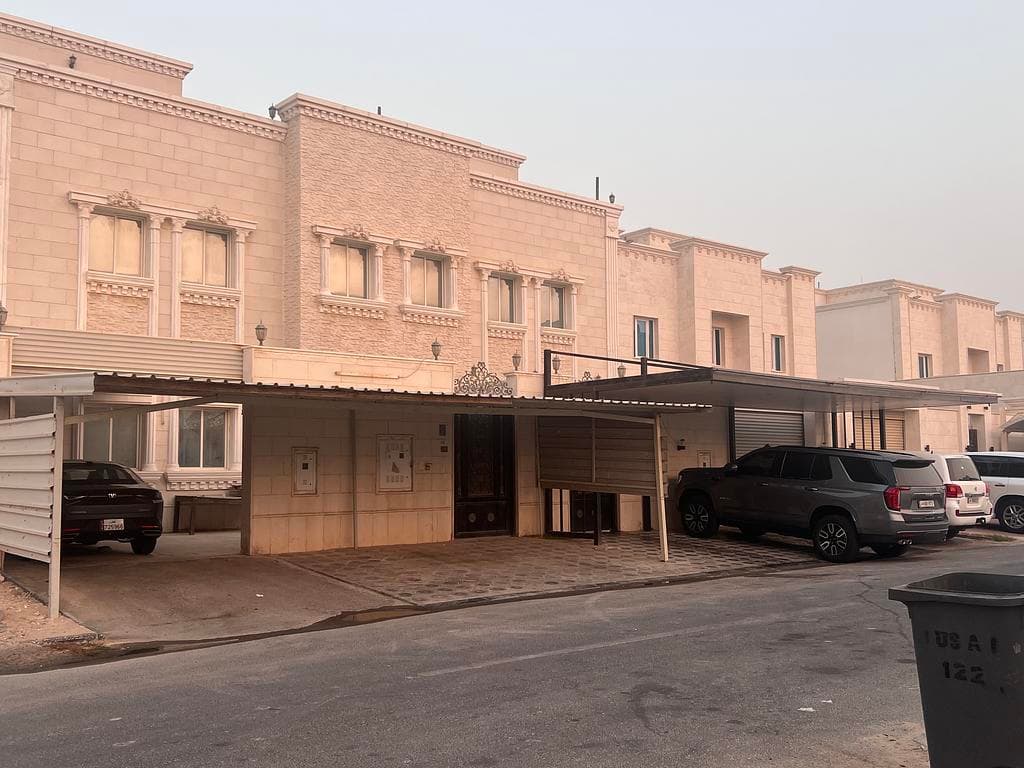 8 Bedroom Residential Villa for Sale in Umm Al Amad