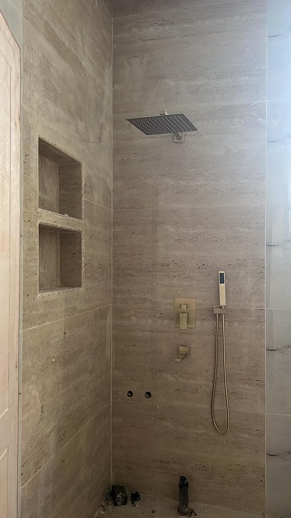 فيلا سكنية 8 غرف نوم للبيع في ازغوى