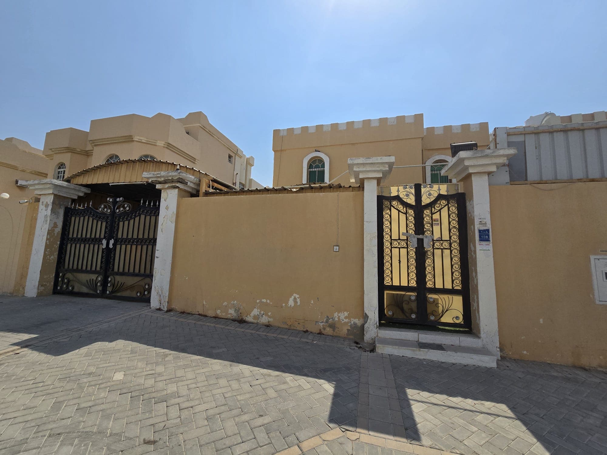 فيلا سكنية 6 غرف نوم للبيع