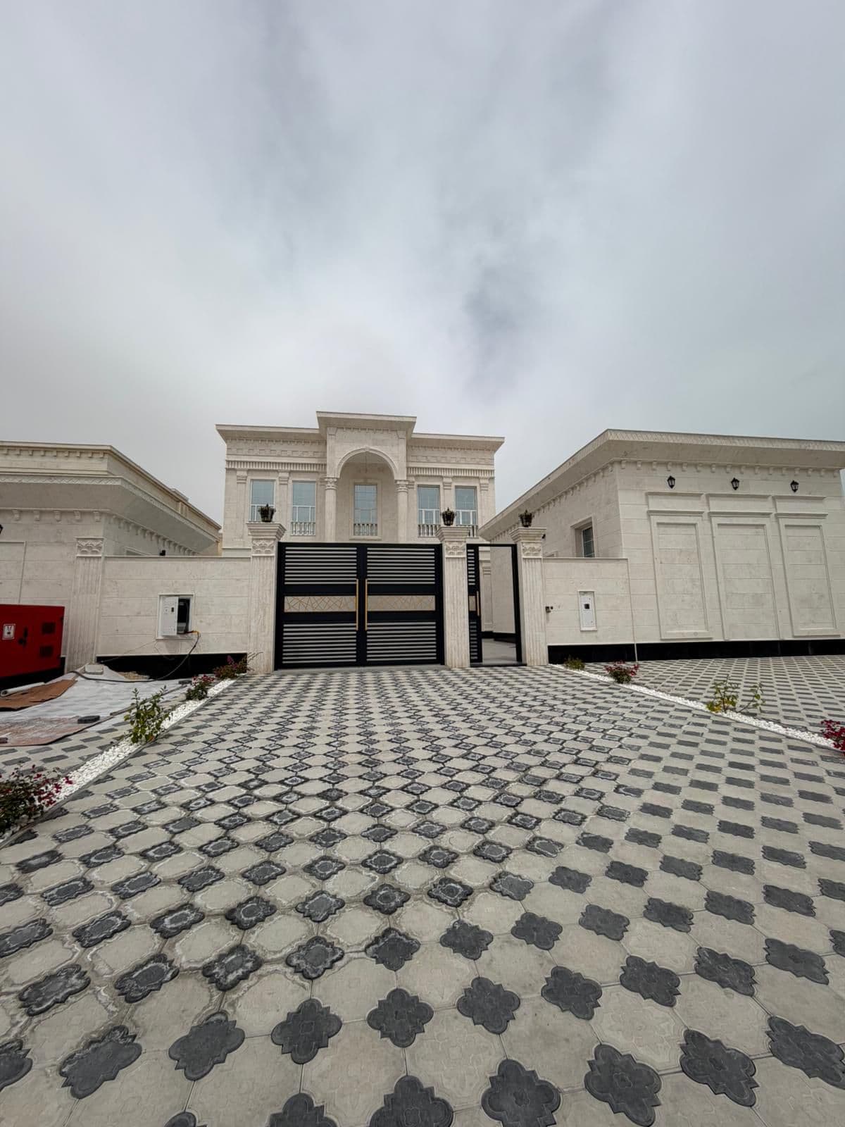 فيلا سكنية 8 غرف نوم للبيع في روضة الحمامة