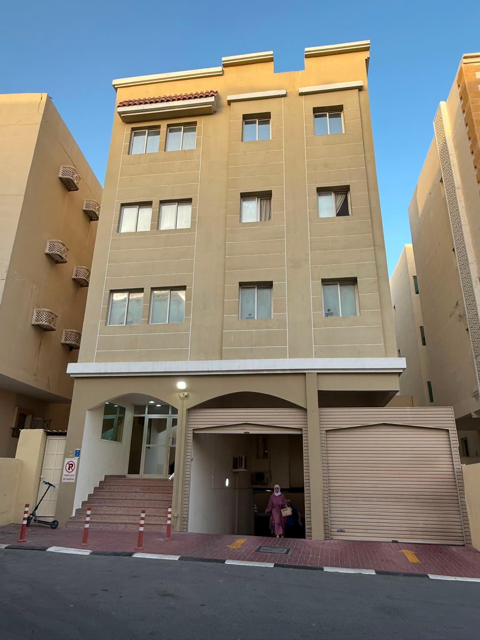 Residential Building for Sale in Fereej Bin Omran