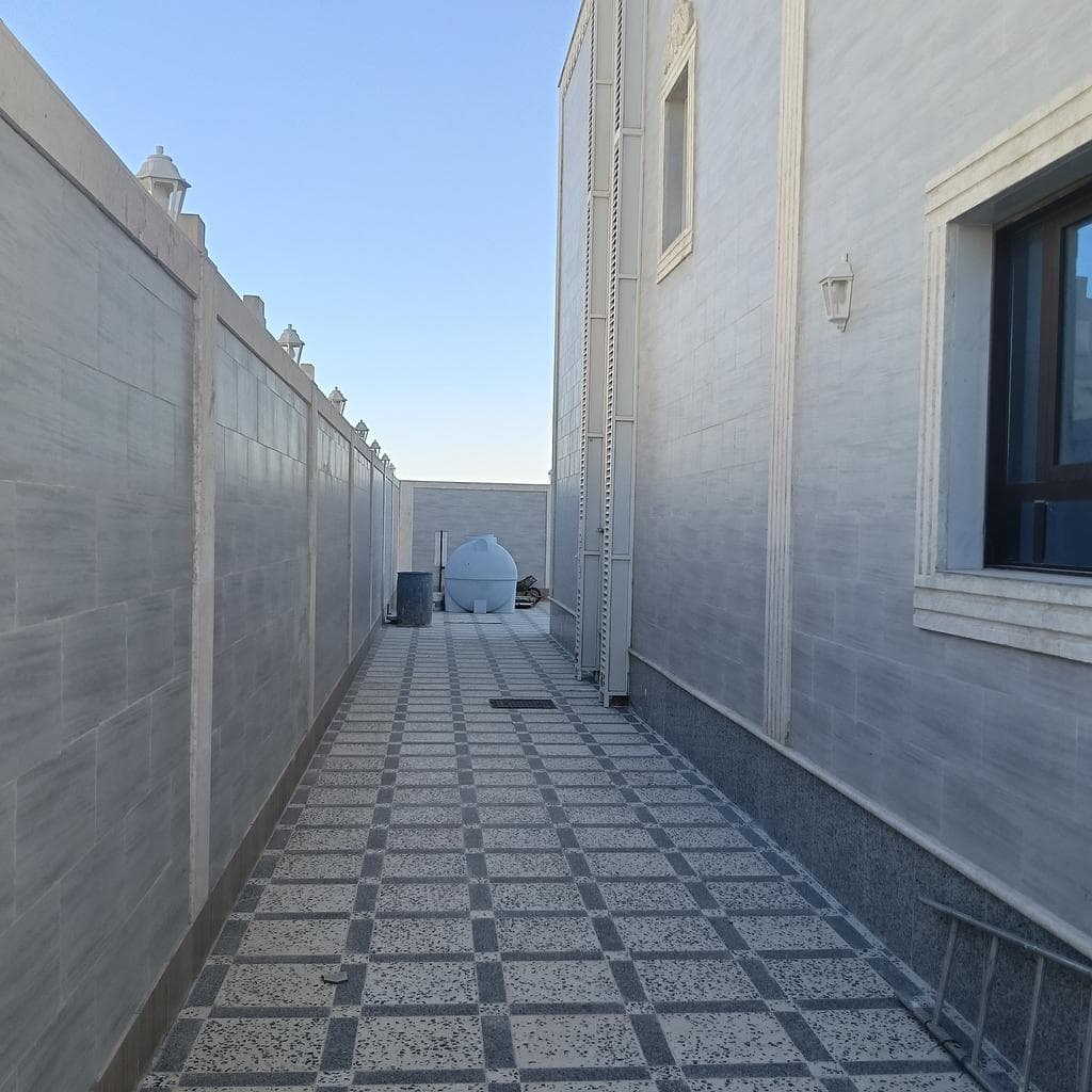 8 Bedroom Residential Villa for Sale in Al Thumama