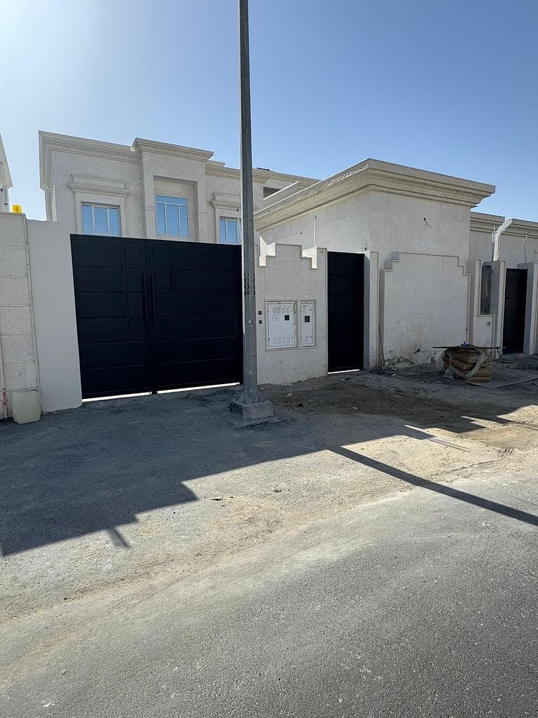 فيلا سكنية 8 غرف نوم للبيع في ازغوى