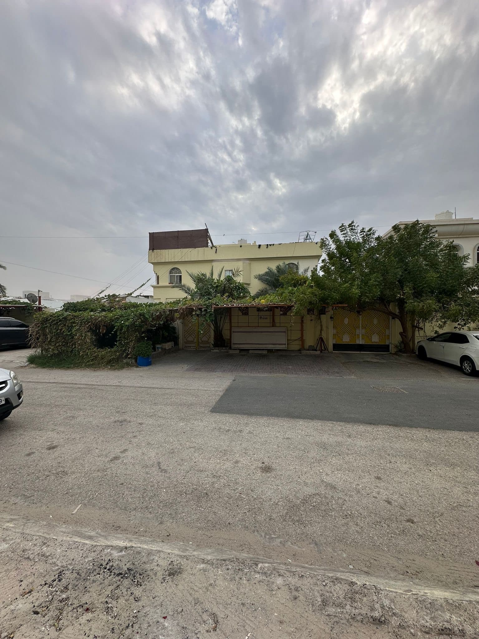 فيلا سكنية 8 غرف نوم للبيع في اللقطة