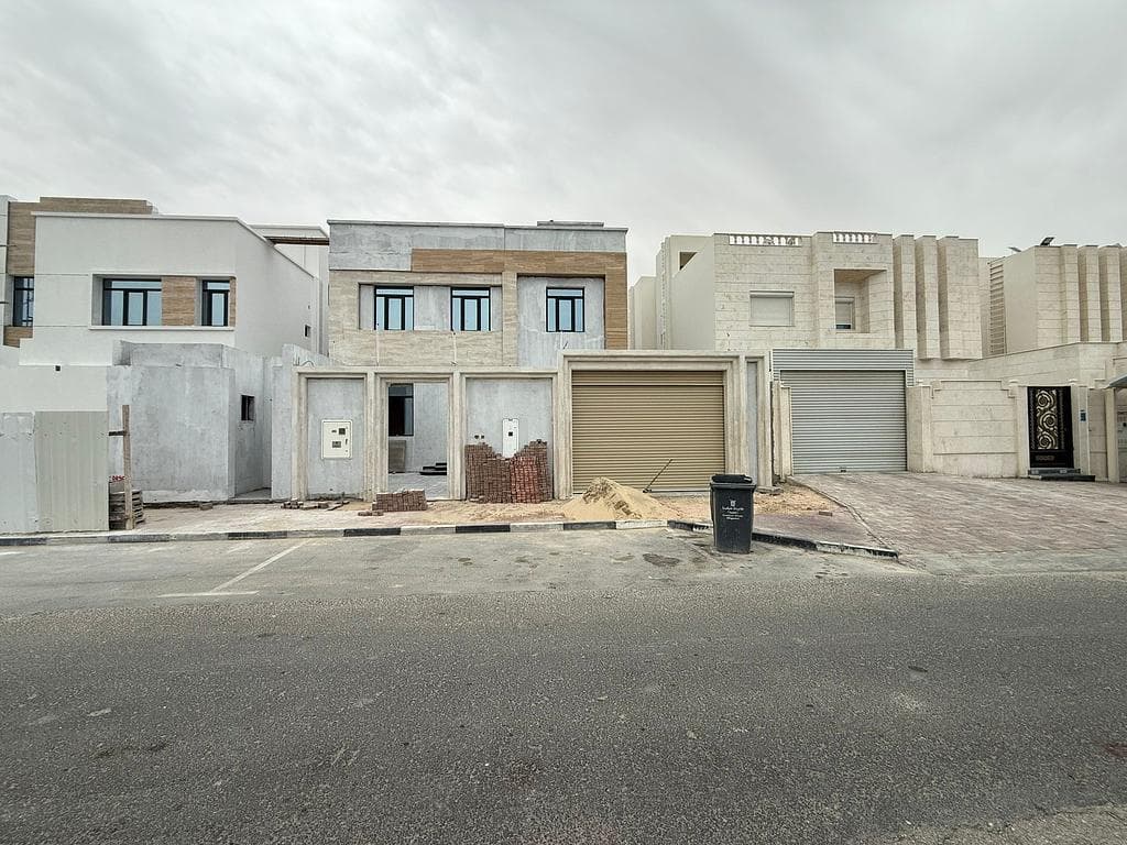 فيلا سكنية 7 غرف نوم للبيع في مدينة خليفة الجنوبية