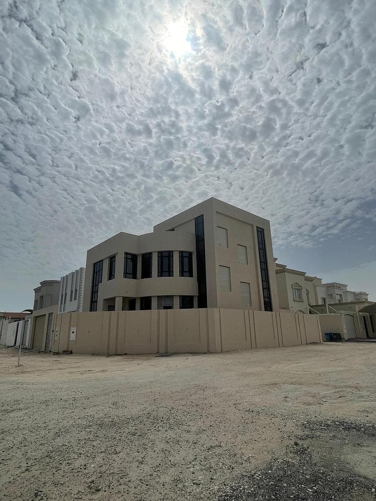 7 Bedroom Residential Villa for Sale in Nuaija