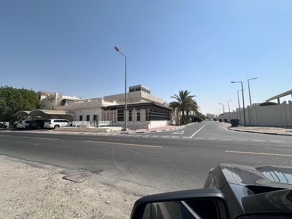 فيلا سكنية 7 غرف نوم للبيع في عين خالد