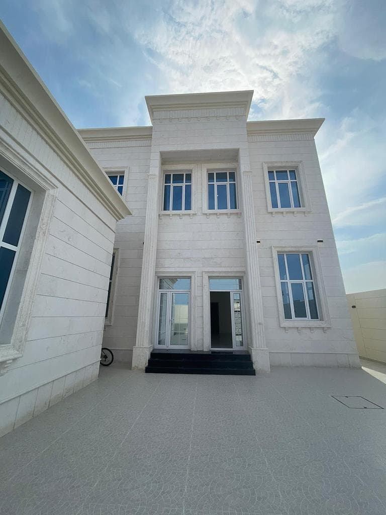 فيلا سكنية 7 غرف نوم للبيع في الوكرة