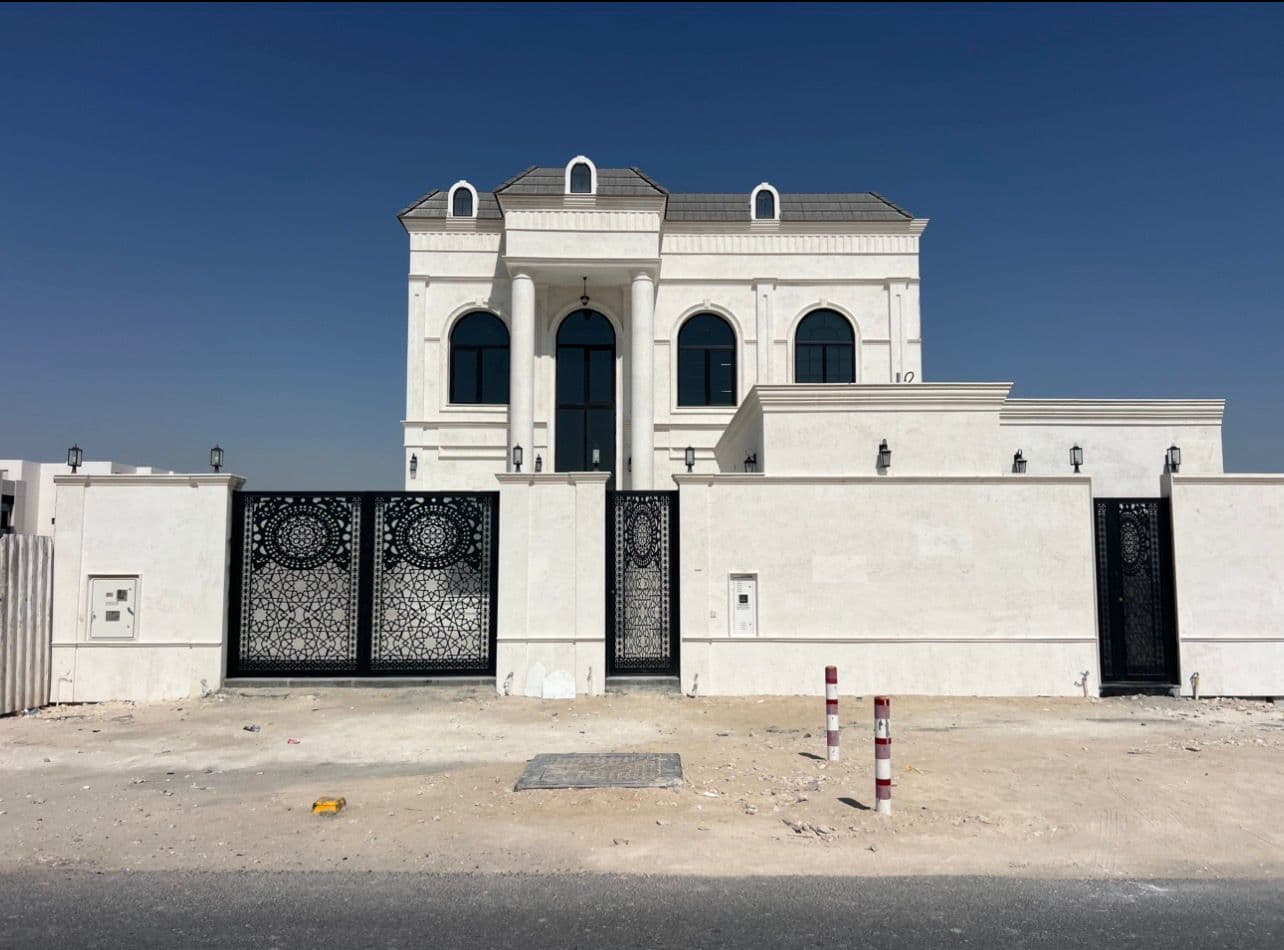 فيلا سكنية 8 غرف نوم للبيع في الصخامة