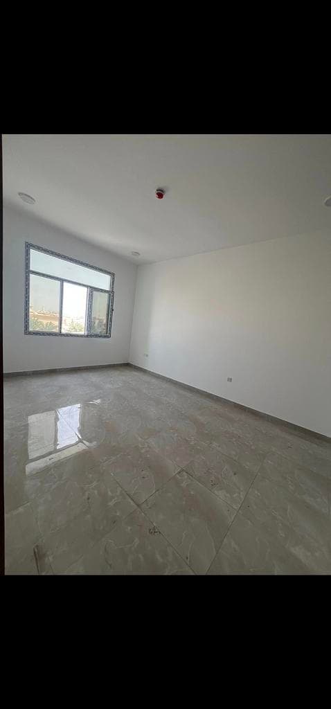مبنى سكني للبيع في العزيزية