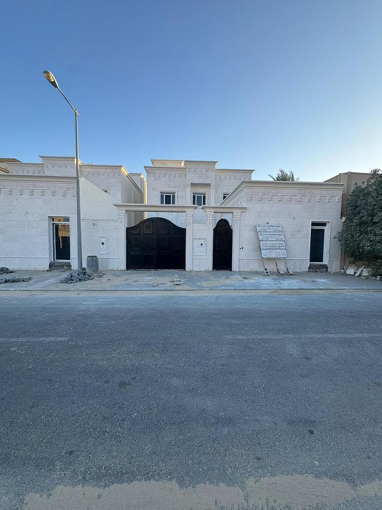 7 Bedroom Residential Villa for Sale in Umm Salal Ali
