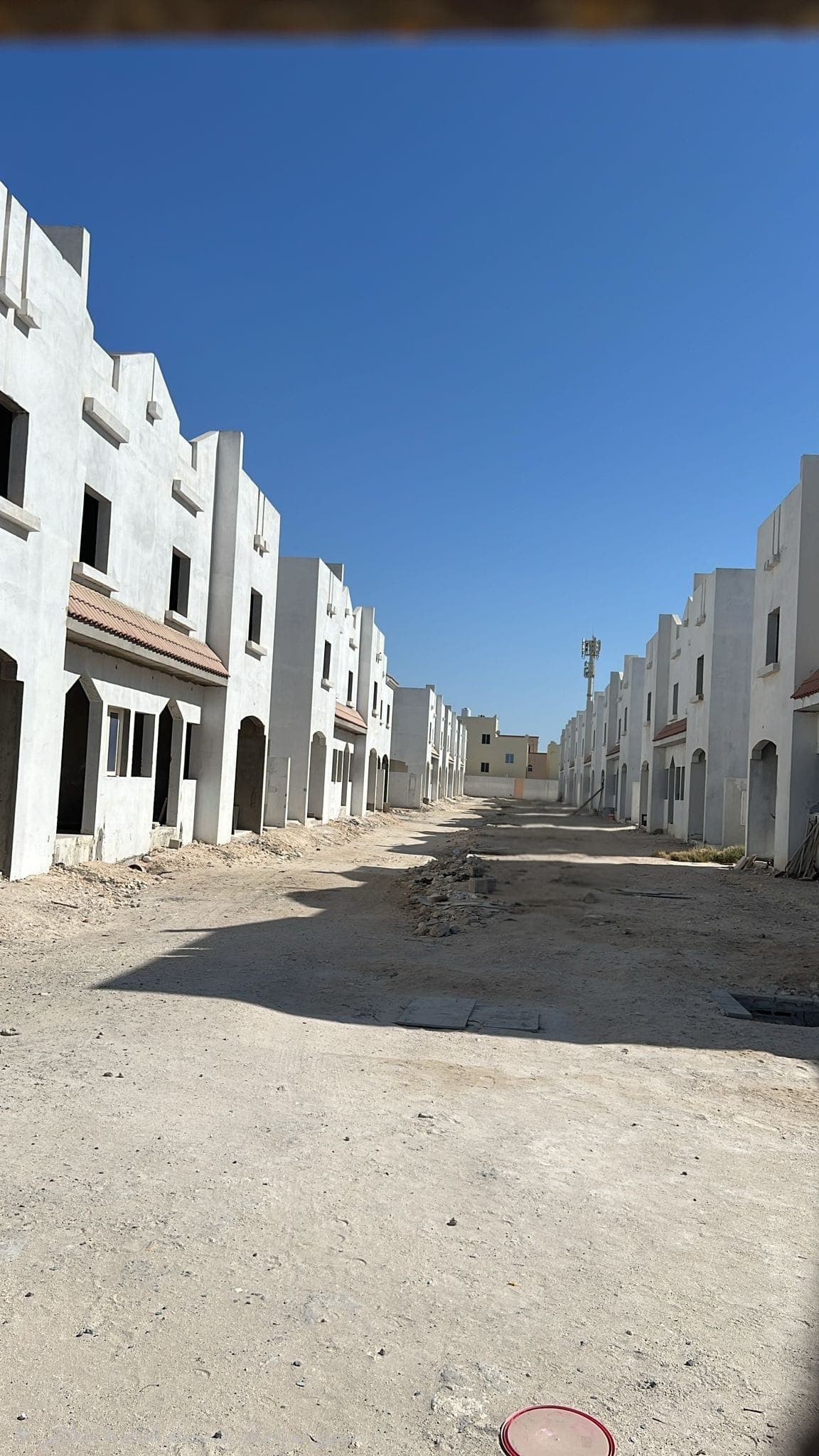 مبنى سكني للبيع في ام صلال علي