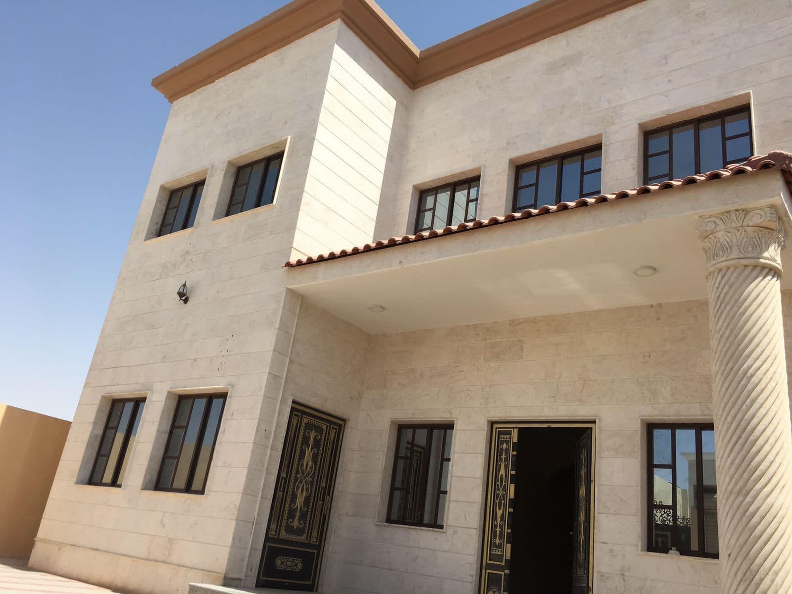 فيلا سكنية 7 غرف نوم للبيع في ام صلال علي