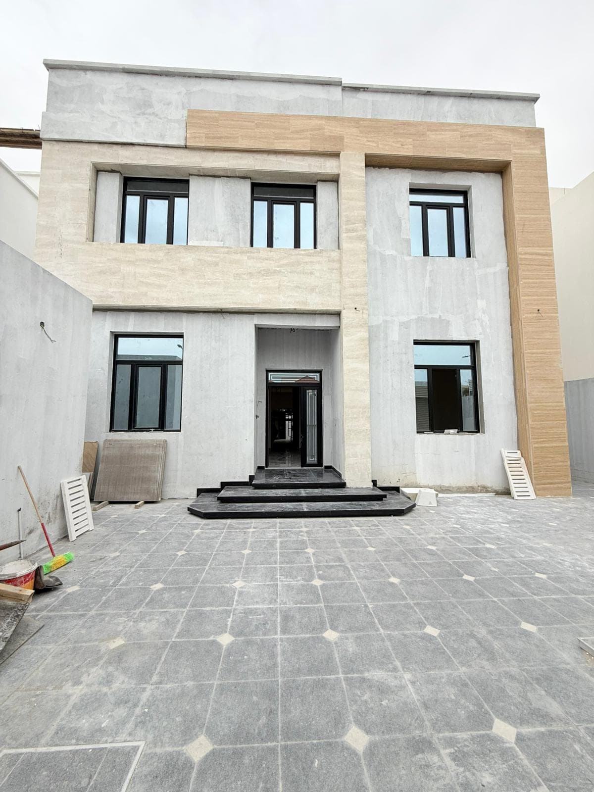 8 Bedroom Residential Villa for Sale in Madinat Khalifa North