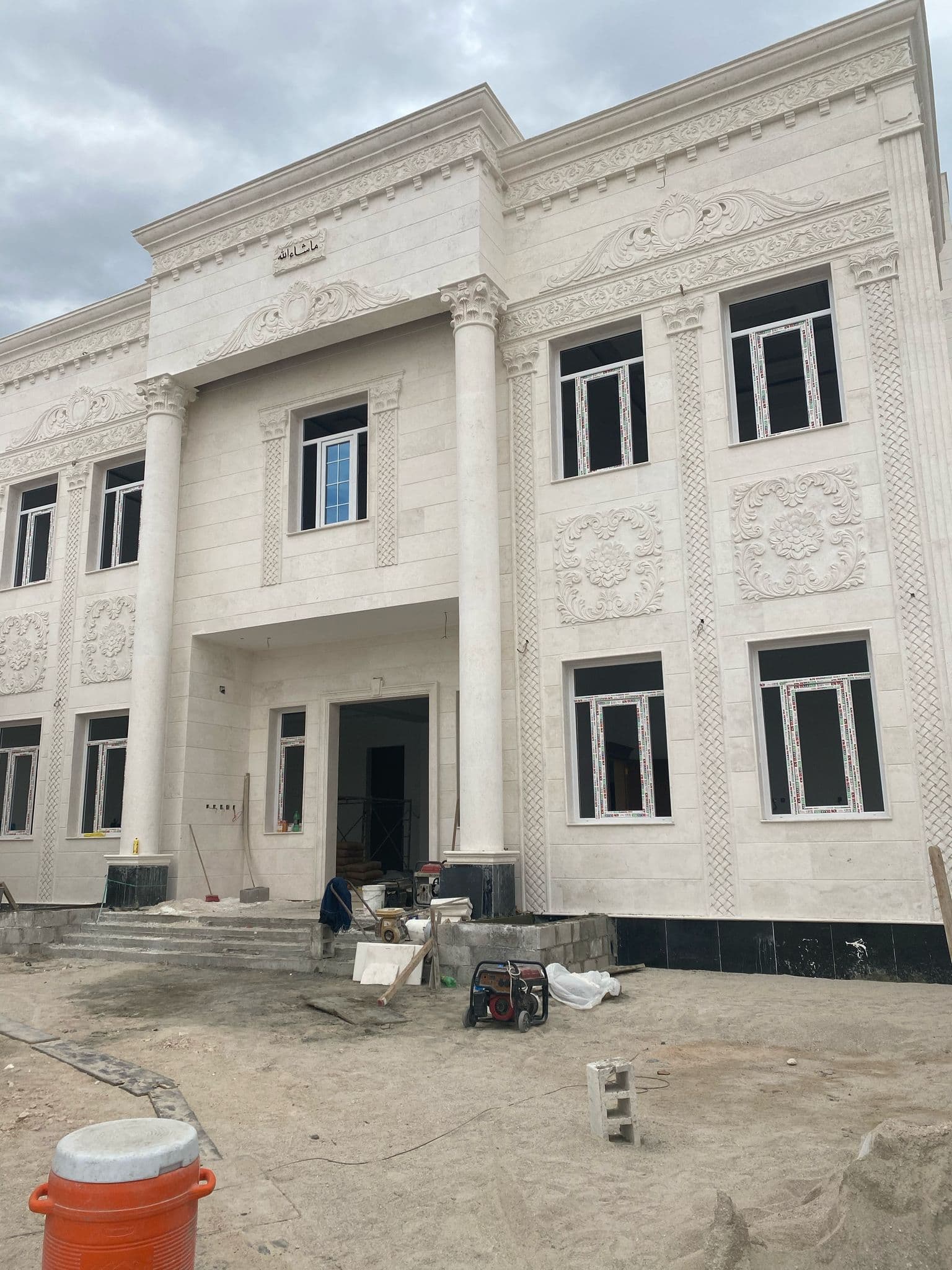 8 Bedroom Residential Villa for Sale