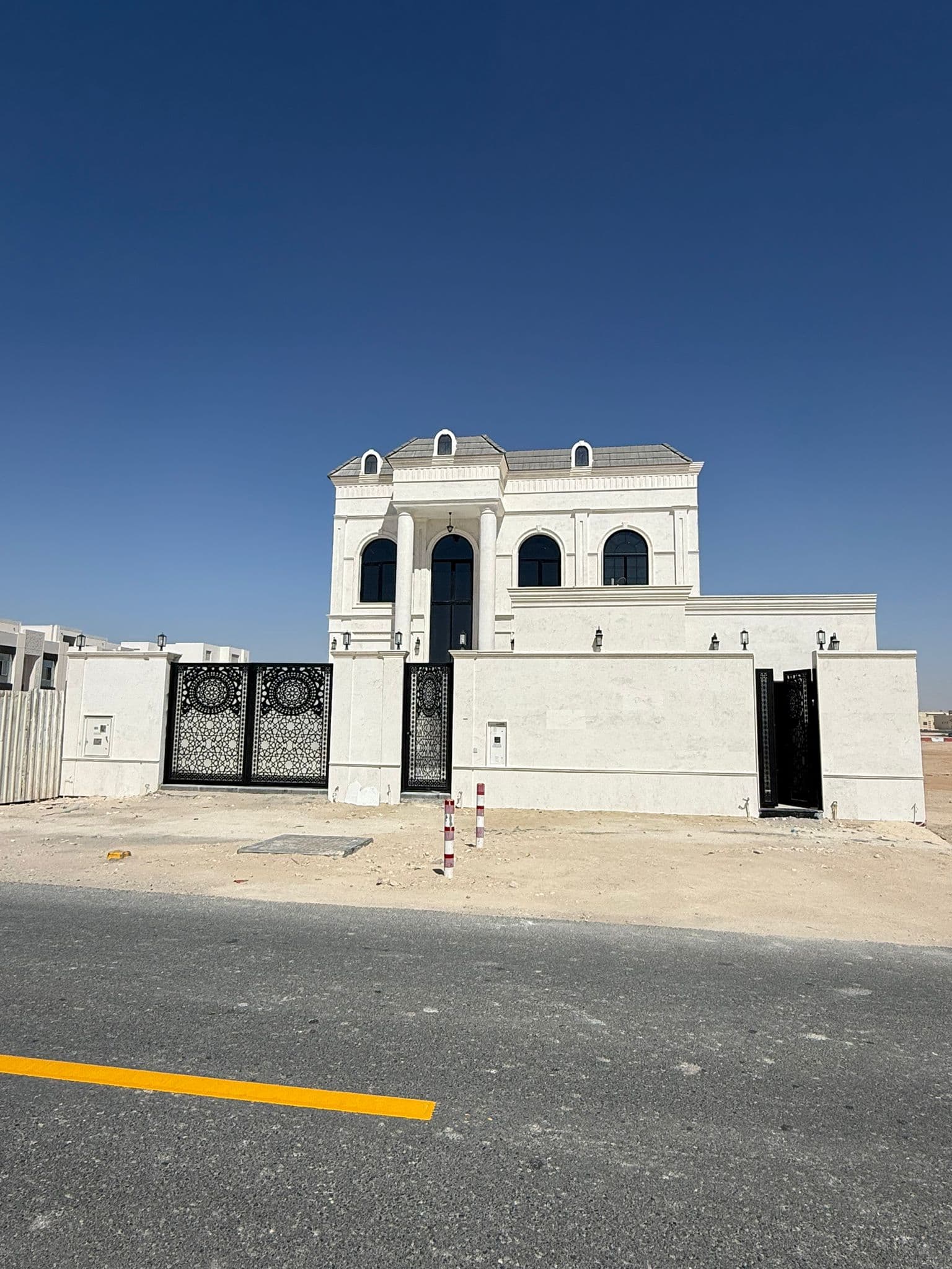 فيلا سكنية 8 غرف نوم للبيع في الصخامة