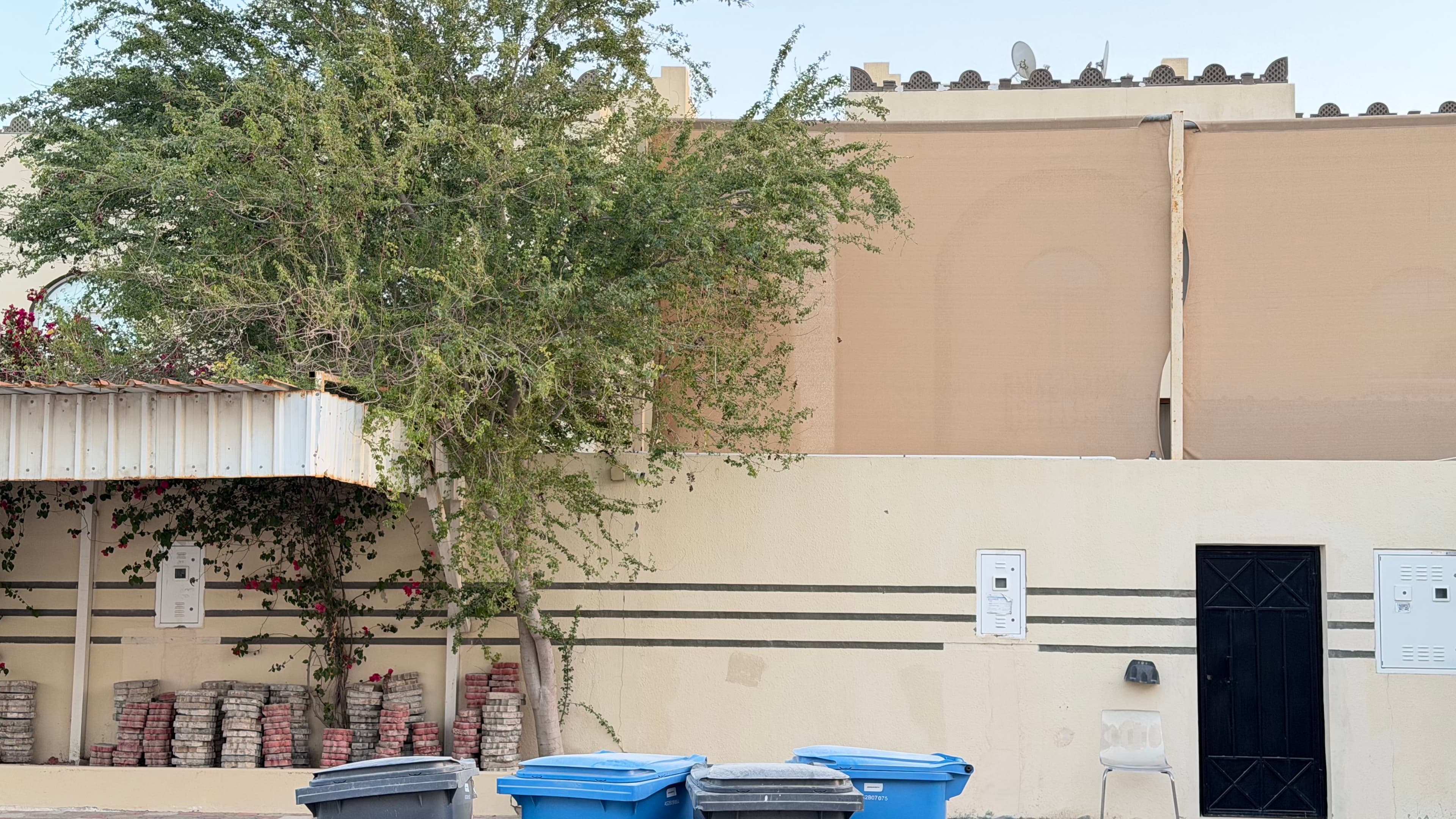 فيلا سكنية 7 غرف نوم للبيع في الخيسة 