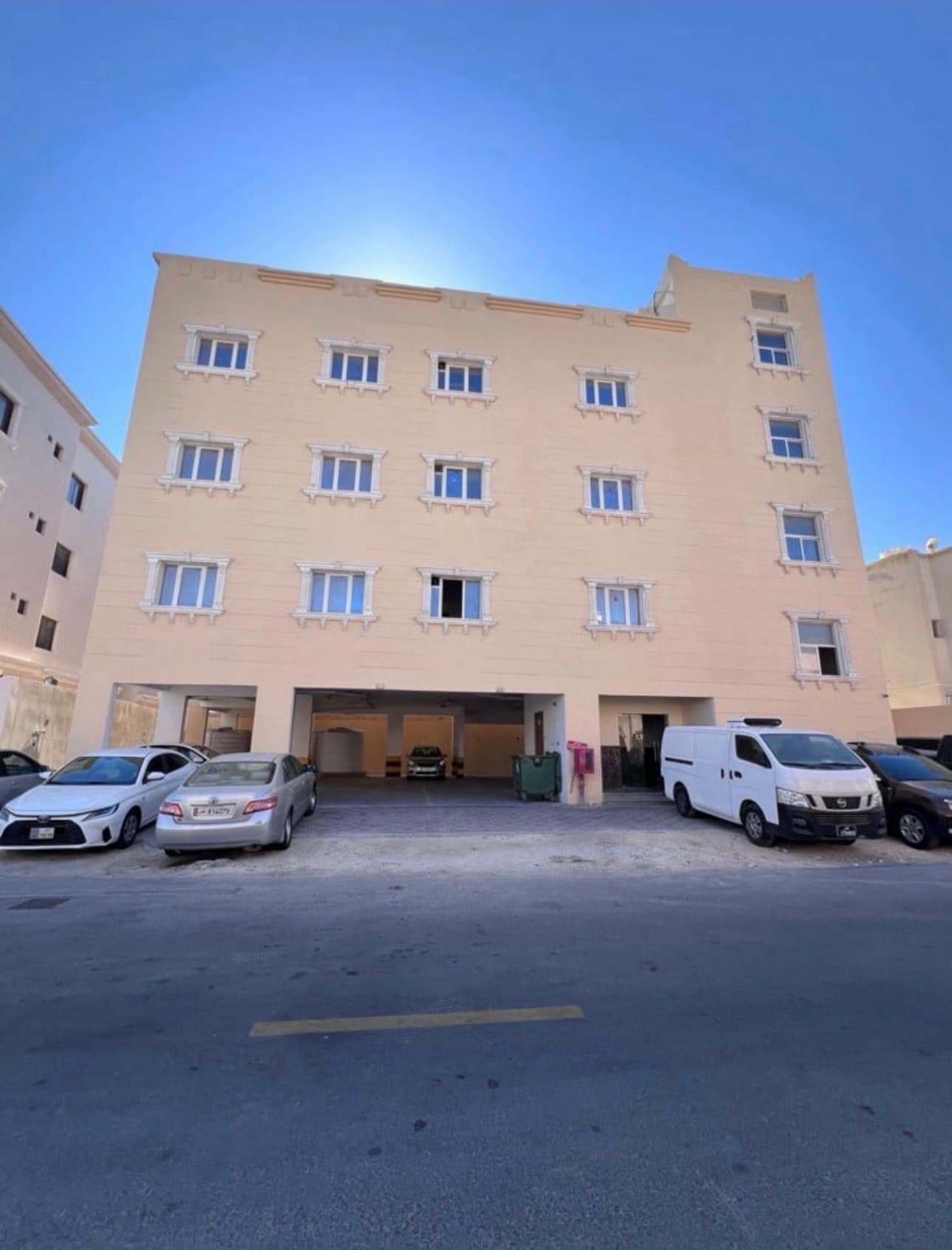 Residential Building for Sale in Old Airport