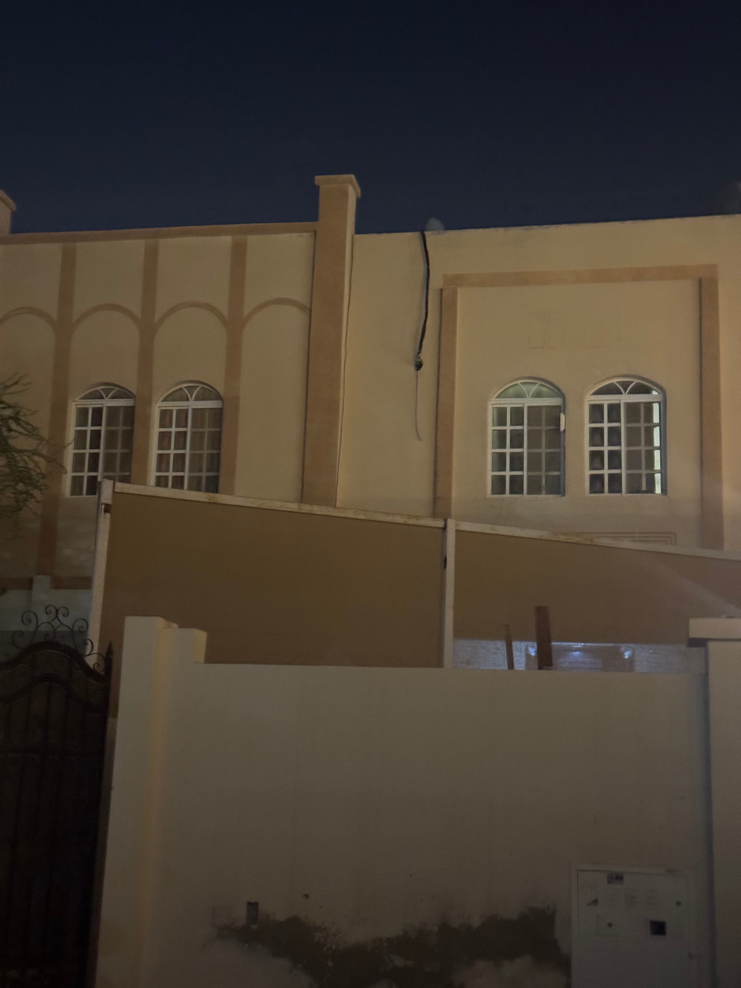 فيلا سكنية 6 غرف نوم للبيع