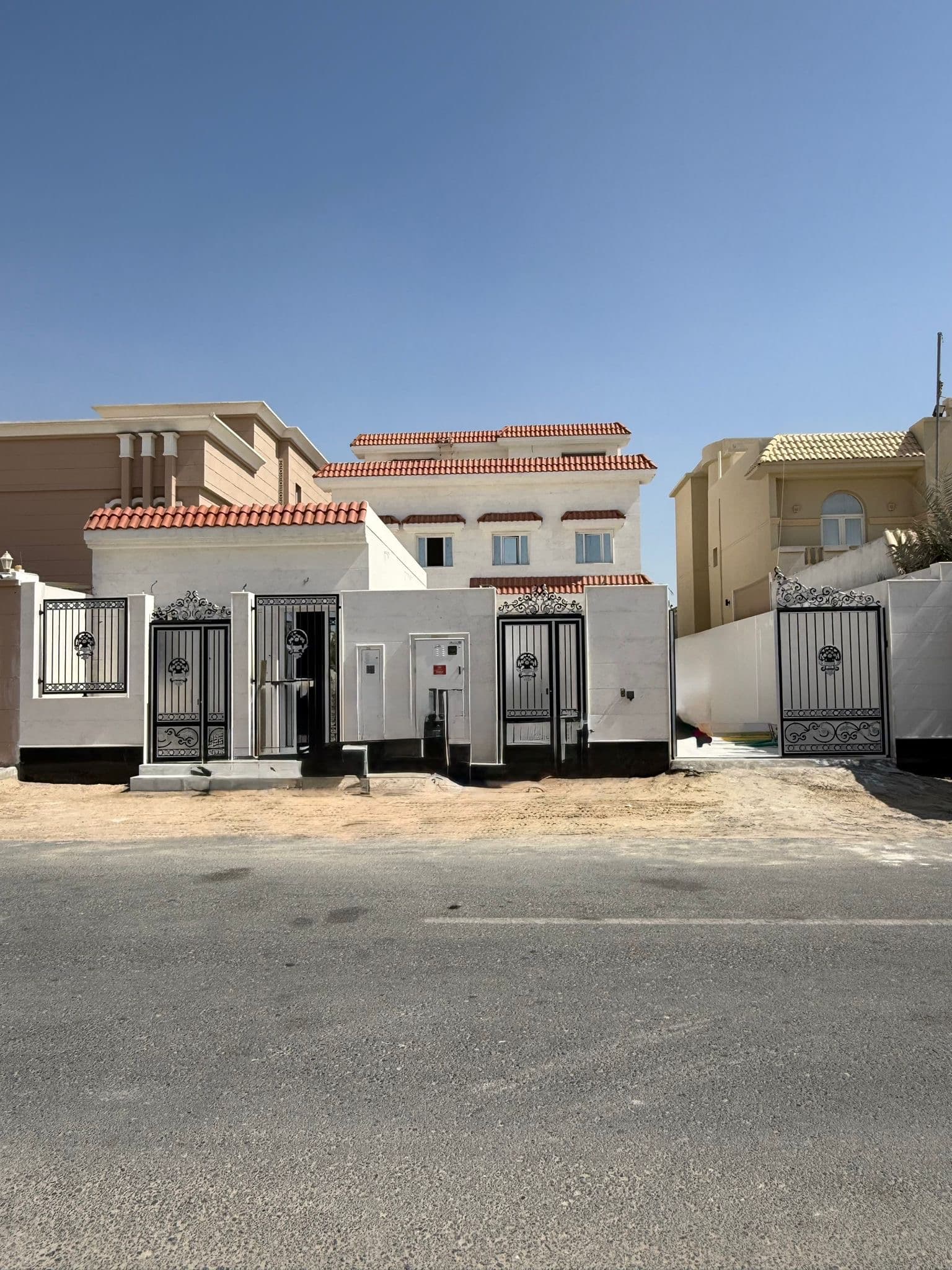 فيلا سكنية 7 غرف نوم للبيع في الصخامة