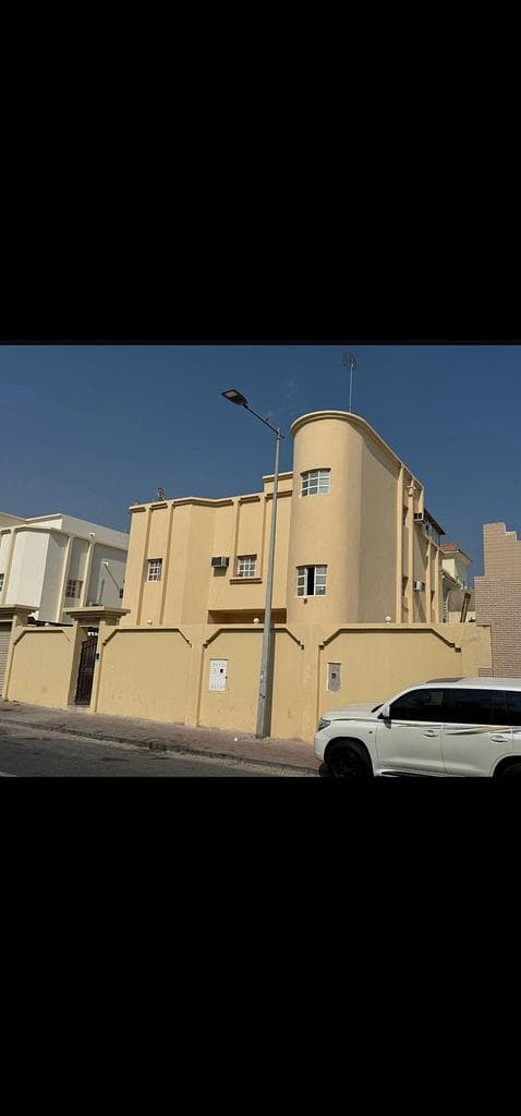 فيلا سكنية 6 غرف نوم للبيع في المطار