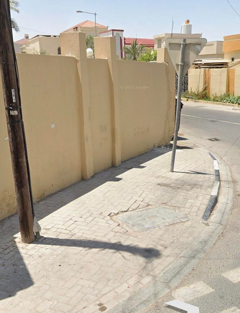 أرض سكنية للبيع في الوكرة