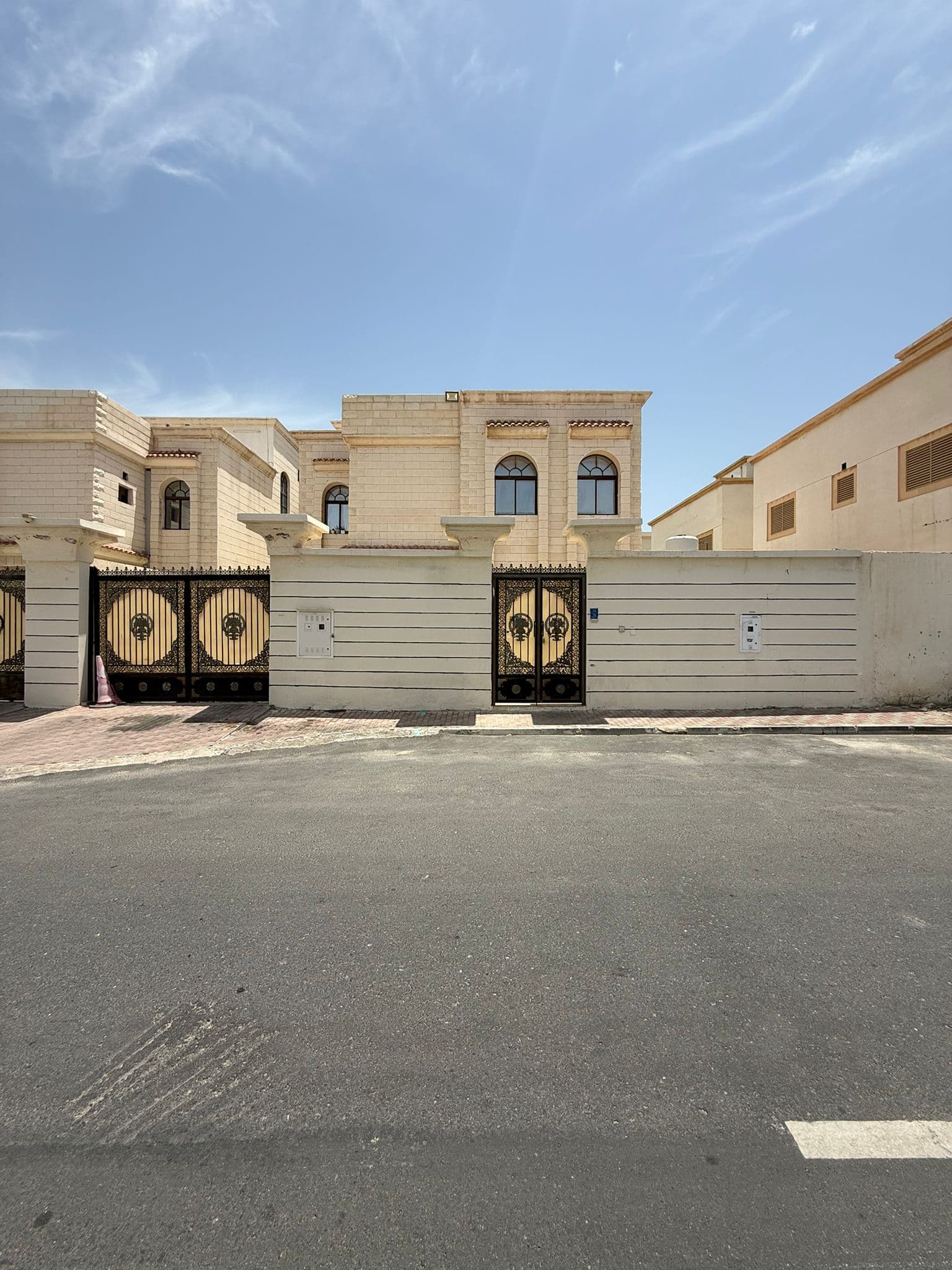 فيلا سكنية 7 غرف نوم للبيع في نعيجة