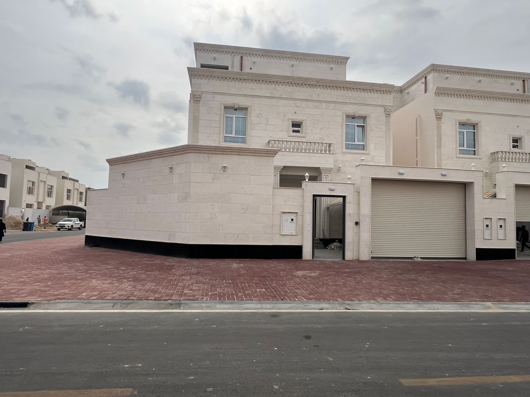 فيلا سكنية 7 غرف نوم للبيع في ام قرن 