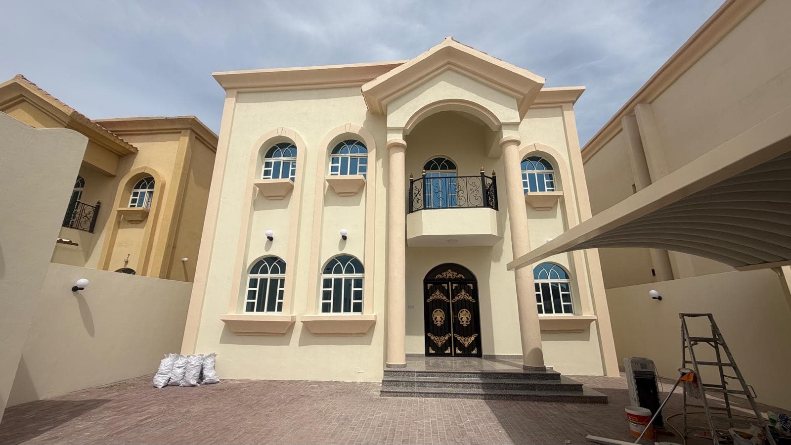 فيلا سكنية 6 غرف نوم للبيع في الصخامة